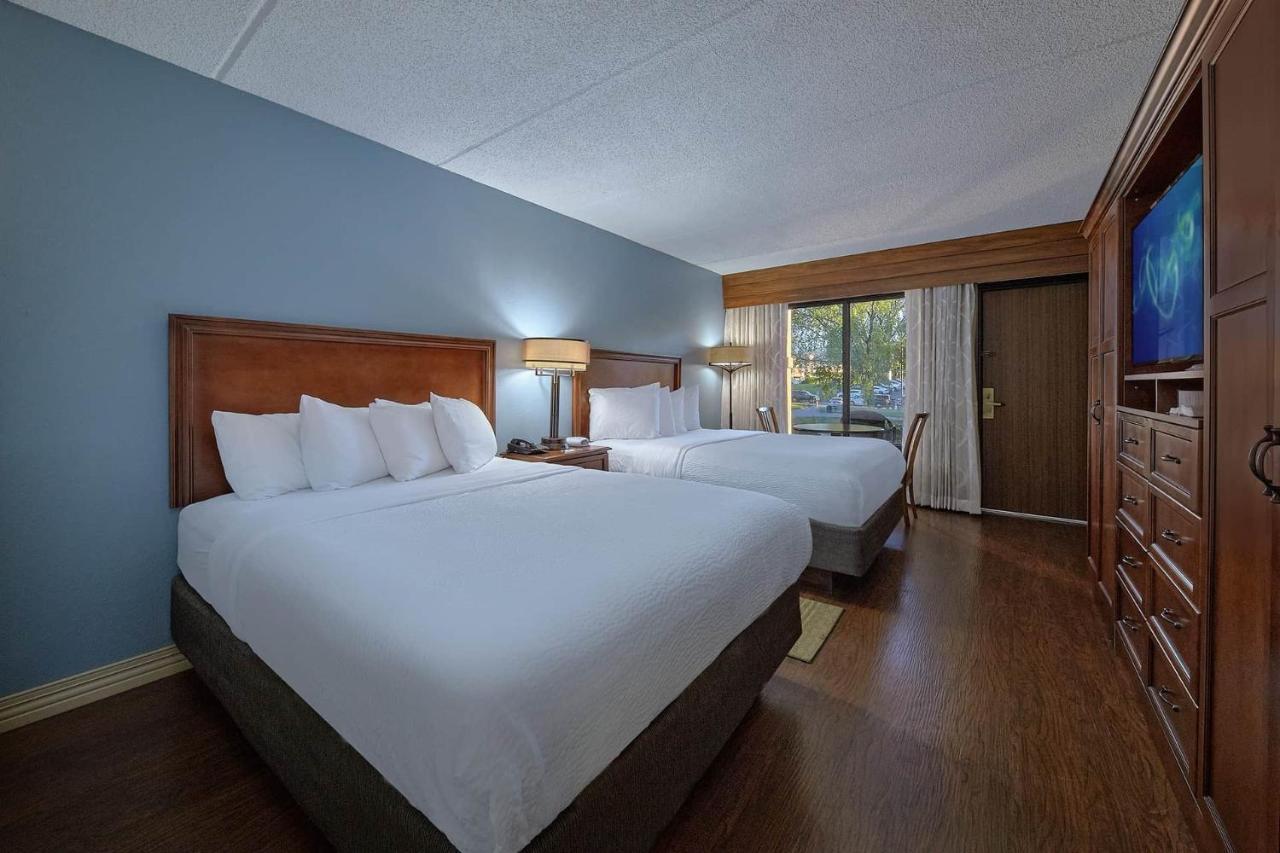 The Inn On The River Pigeon Forge Bagian luar foto