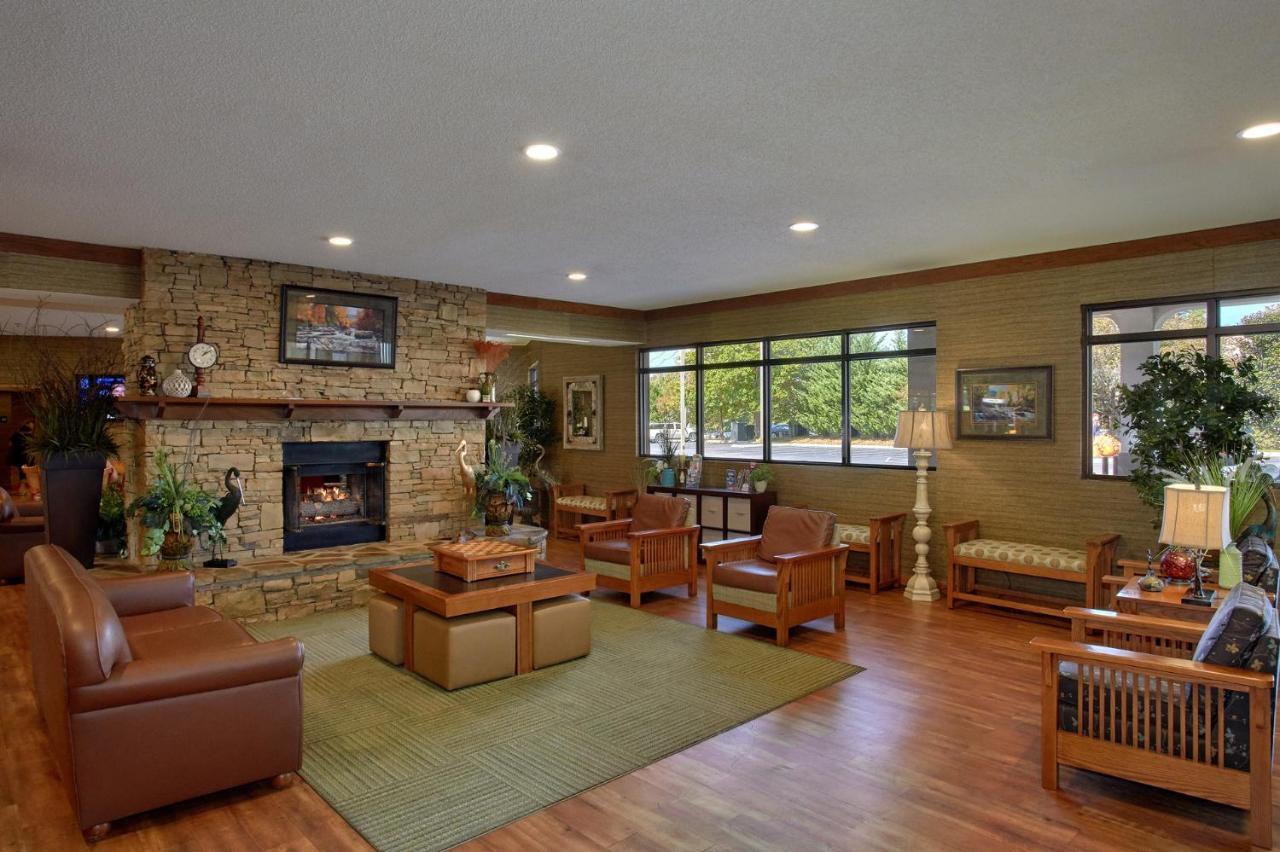 The Inn On The River Pigeon Forge Bagian luar foto